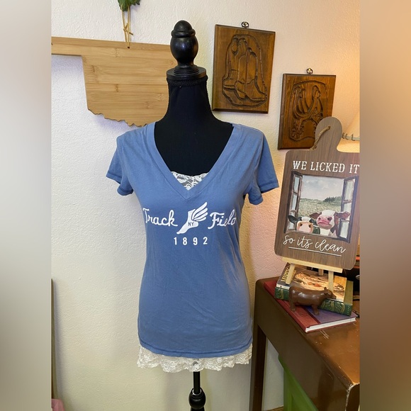 VTG Abercrombie &Fitch Women’s V-Neck Graphic Tee TShirt Track Field NY 1892 LRG - Picture 1 of 11